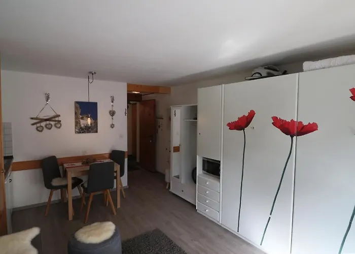 Апартаменти Richmond - 303 *